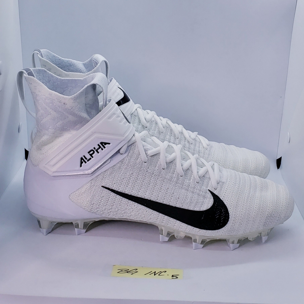 NEW Size 14 Men's Nike Alpha Menace Elite 2 Football Cleats White AO3374-101 - Picture 3 of 11